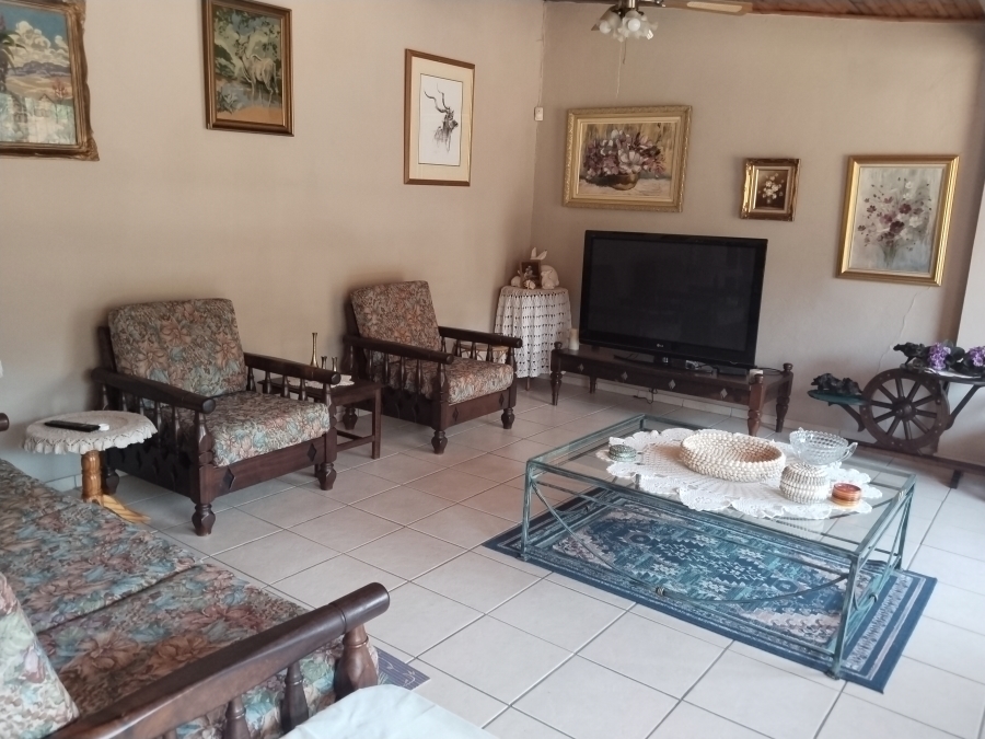 6 Bedroom Property for Sale in Rietfontein A H North West